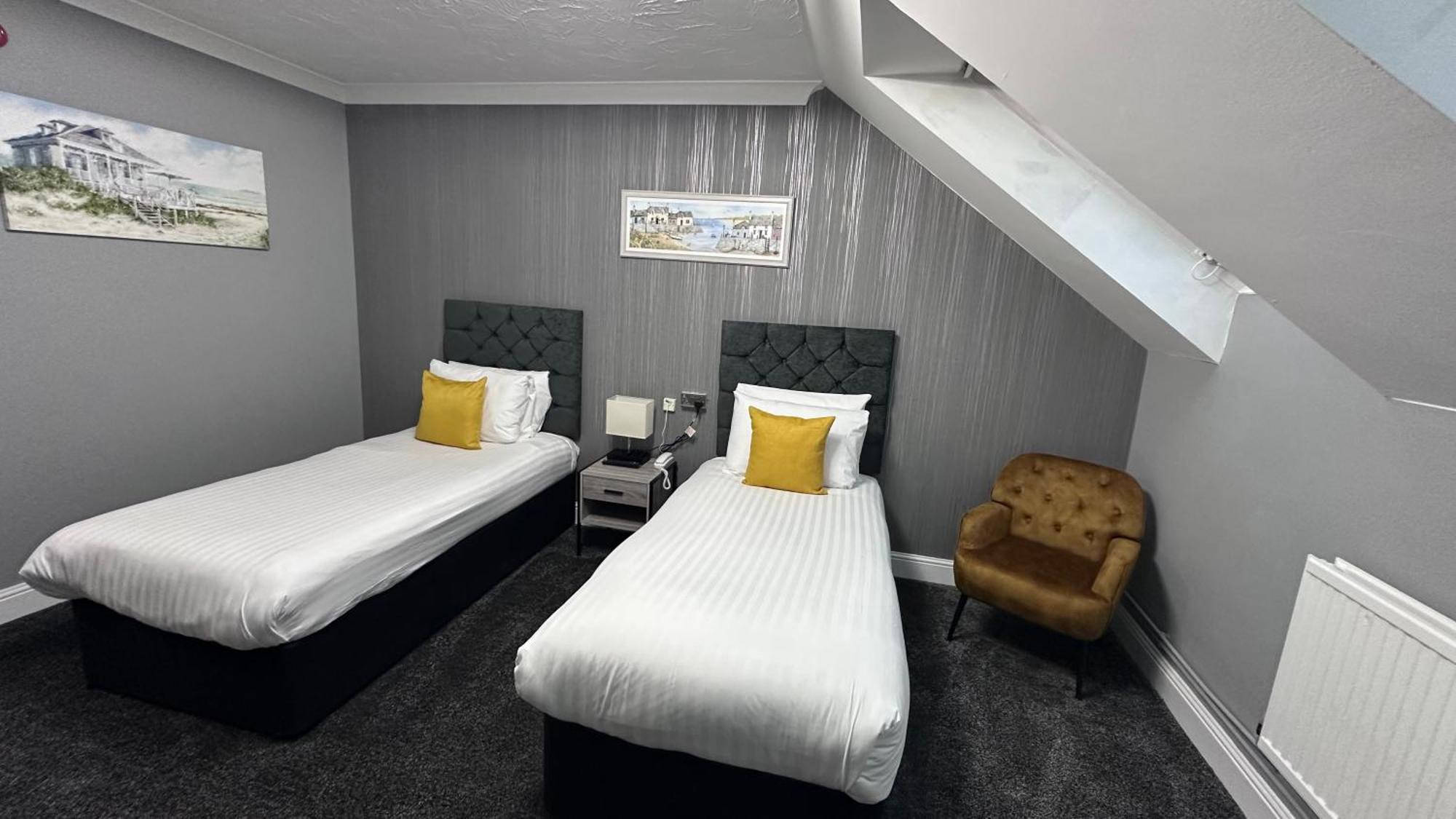 Dolphin Hotel Cambridge St Ives  Ngoại thất bức ảnh