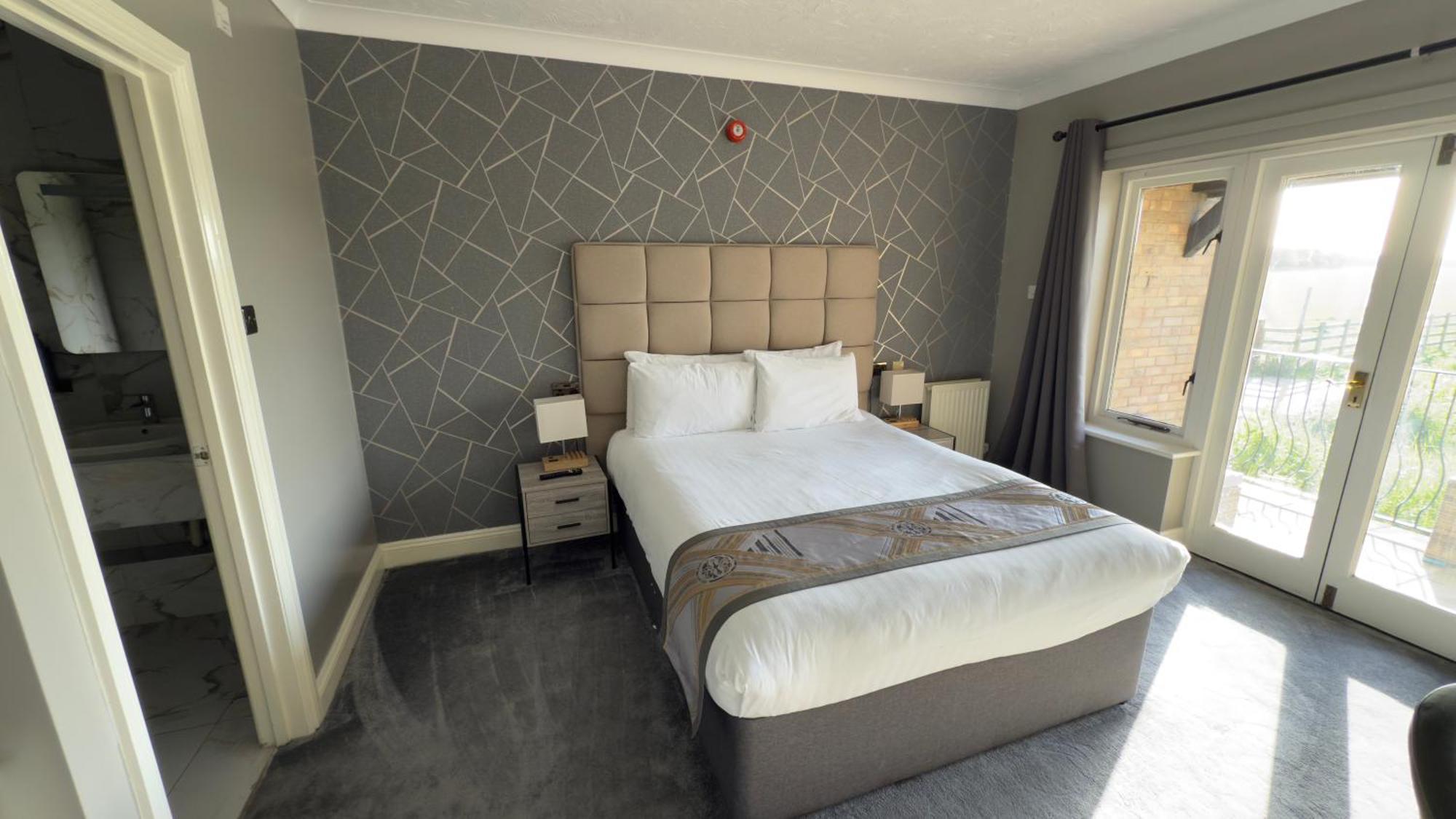 Dolphin Hotel Cambridge St Ives  Ngoại thất bức ảnh